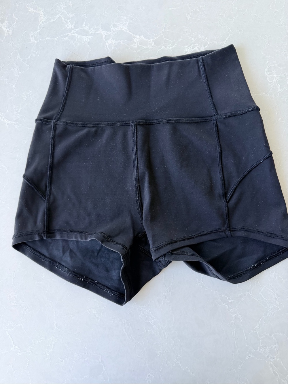 lululemon athletica In Movement High-Rise Short 2.5" Everlux